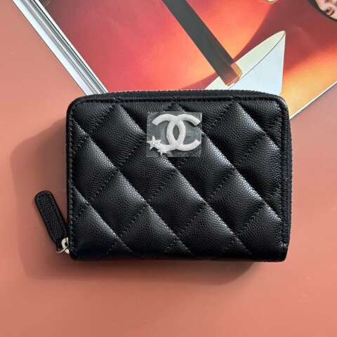 ::CHANEL:: 香奈兒 AP4813 黑荔枝金雙C ㄇ拉短夾