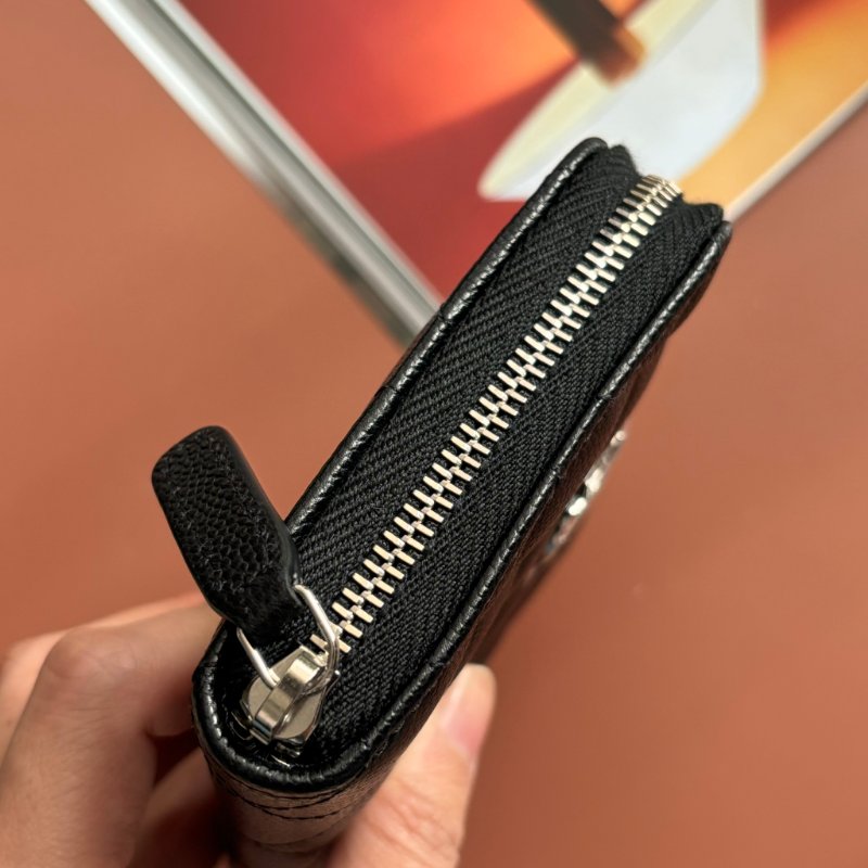 ::CHANEL:: 香奈兒 AP4813 黑荔枝金雙C ㄇ拉短夾-6