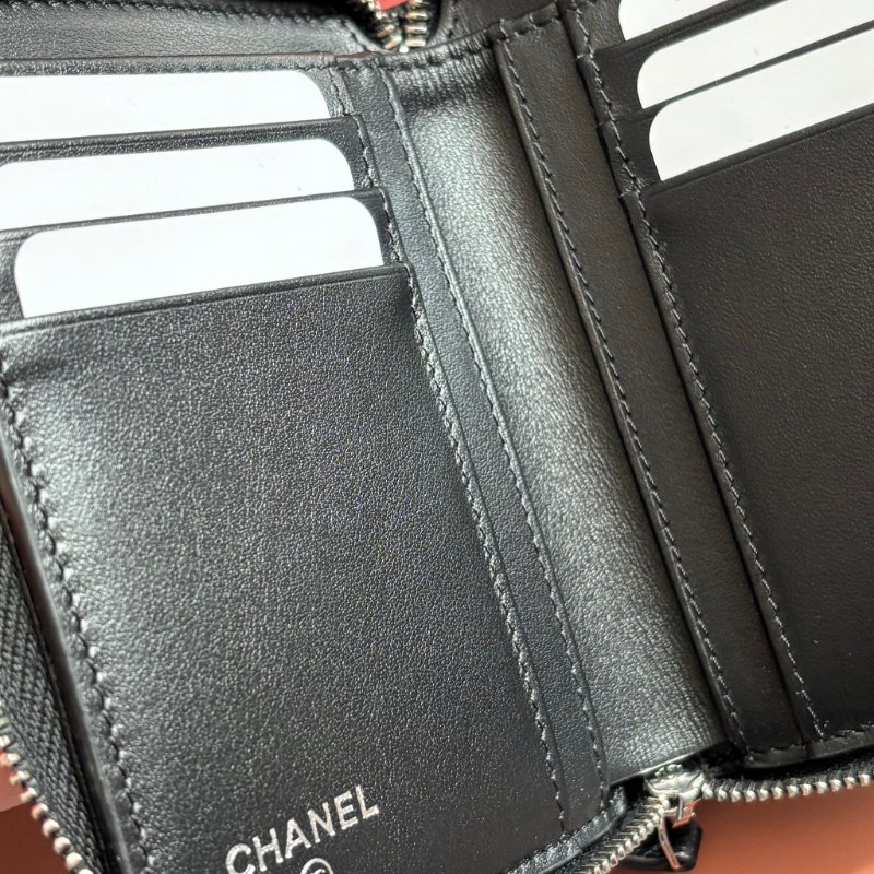 ::CHANEL:: 香奈兒 AP4813 黑荔枝金雙C ㄇ拉短夾-10