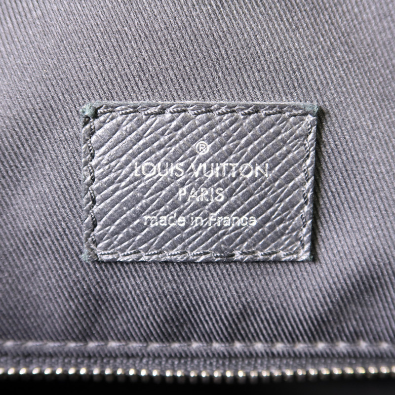 LOUIS VUITTON Taigarama Monogram Eclipse City Tote銀扣肩背袋-6