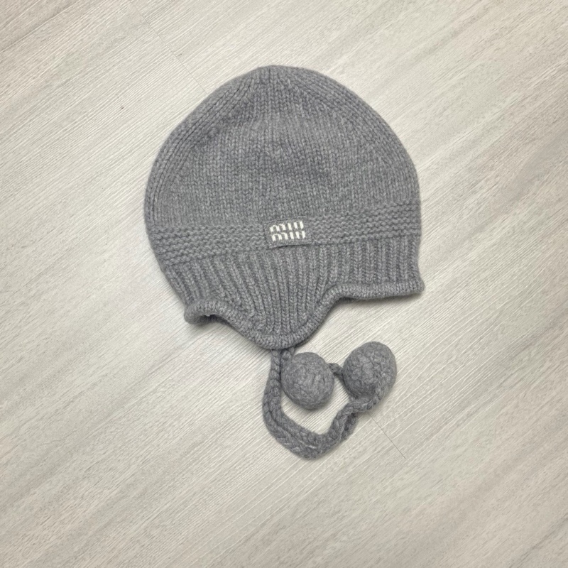 Miu Miu 羊絨冷帽 #S M ，兩個顏色-2