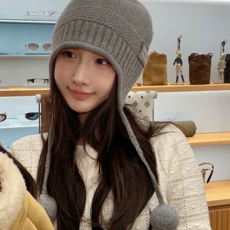 Miu Miu 羊絨冷帽 #S M ，兩個顏色-3