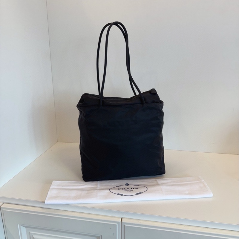 【98新🆕】Prada 普拉達 黑銀降落傘帆布單肩包tote-1