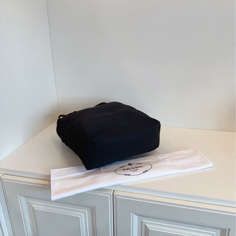 【98新🆕】Prada 普拉達 黑銀降落傘帆布單肩包tote-5
