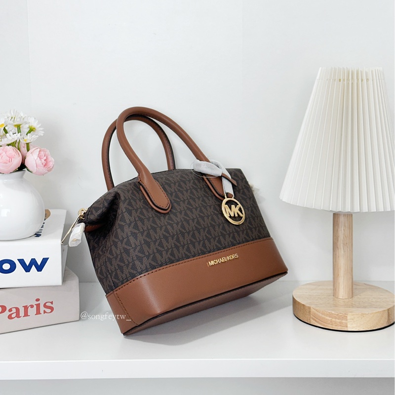 Michael Kors|MK 新款 水餃包-1