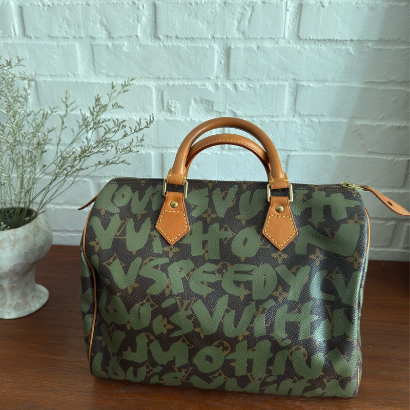 Louis Vuitton Monogram Graffiti Speedy 30-6