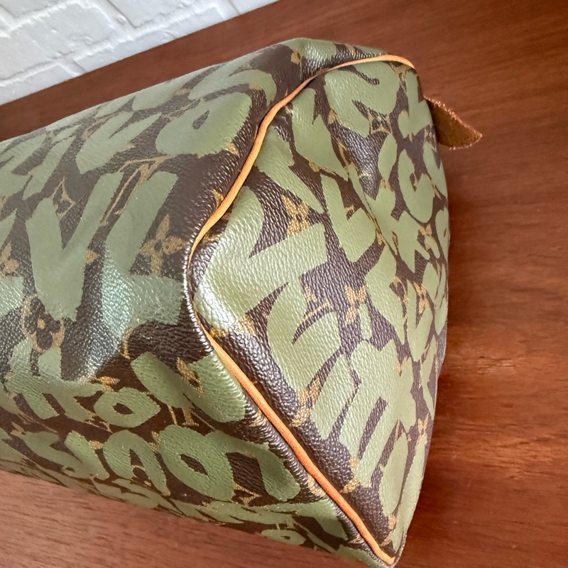 Louis Vuitton Monogram Graffiti Speedy 30-11