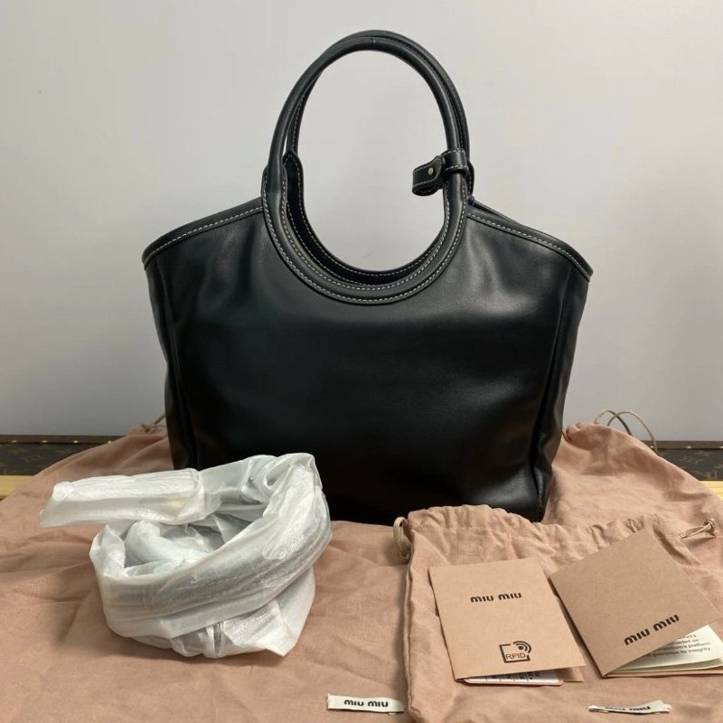 MIUMIU 黑色外縫線IVY小号手提肩背斜背托特包22*23.5*12 98新 配件塵袋-5