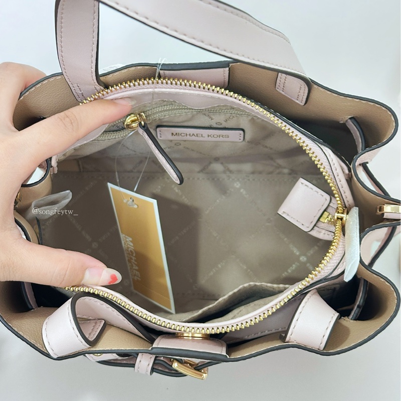 Michael Kors|MK 小款 禮物包 黛妃包-4