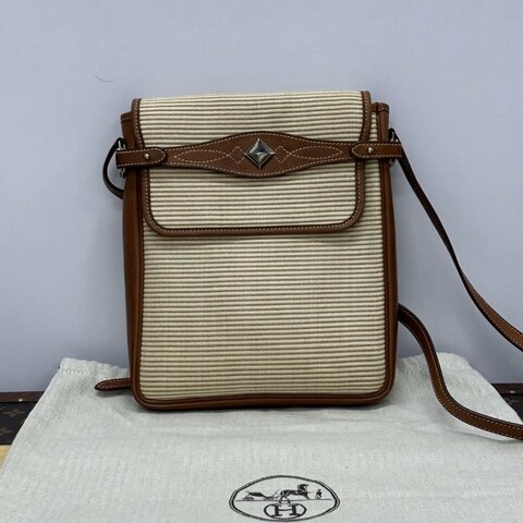 HERMES 馬毛編織拼皮肩背斜背包21*25*4 98新配件塵袋