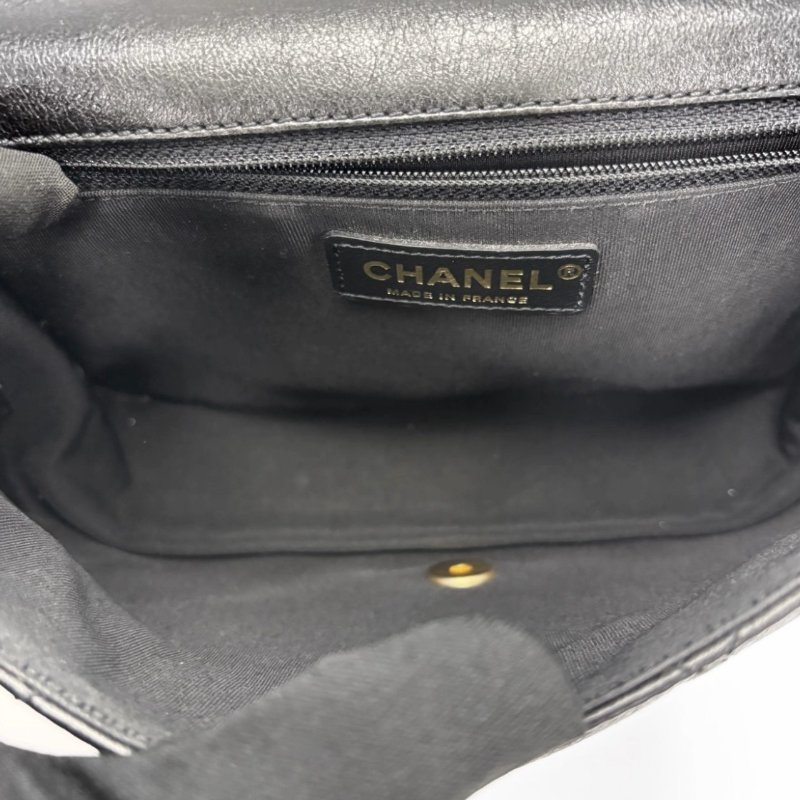 CHANEL 黑金CF滾邊馬鞍肩背斜背包25*17*6.5 98新配件塵袋保卡-1