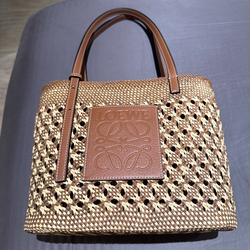 Loewe 草編肩背包-5