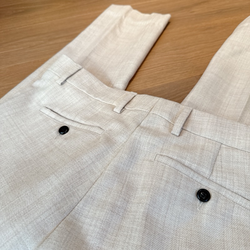 AMI PARIS 初剪羊毛 米色修身長褲-11