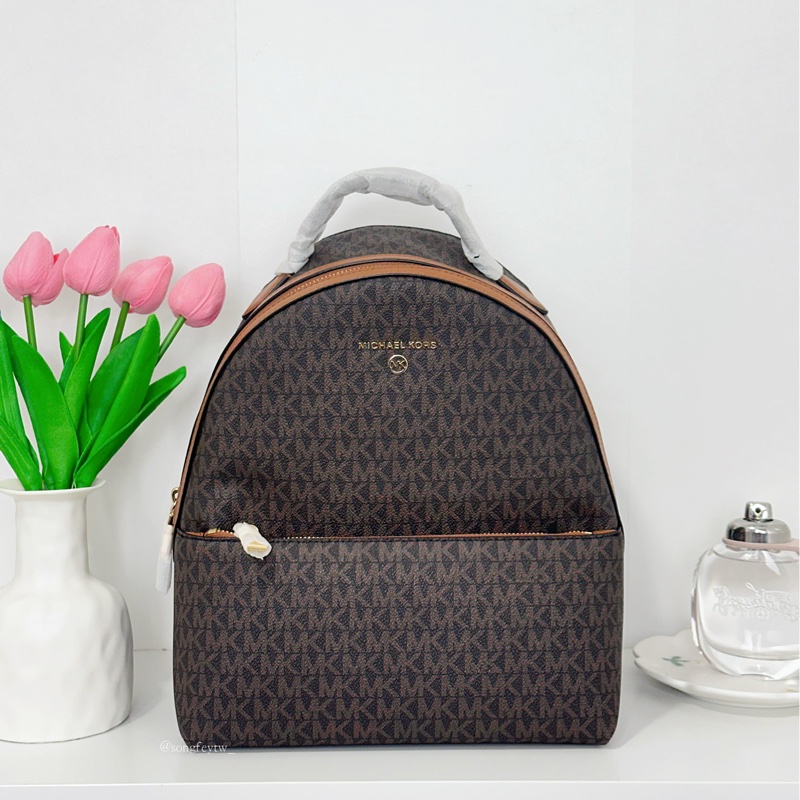 Michael Kors|MK 專櫃 拉鍊 中款後背包-0