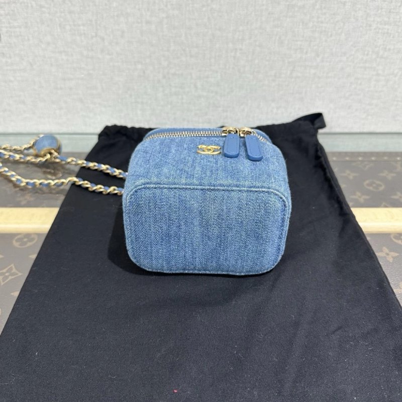 CHANEL牛仔金球肩背斜背鏈條化妝包10*8*7 98新配件塵袋-3