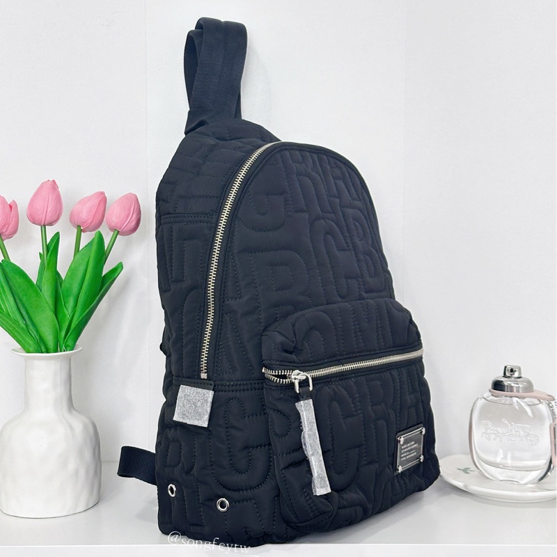 Marc Jacobs|MJ 尼龍浮雕 字樣後背包 - 大款-2