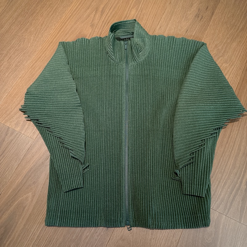 Homme Plisse Issey Miyake 皺褶鋸齒拉鍊外套 綠-1
