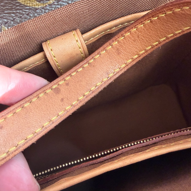 Lv 花紋薇薇安手提包~~~夯❤️-11