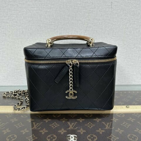 CHANEL 黑金限量款木質手柄Vanity手提斜背20*15*13 98新配件塵袋