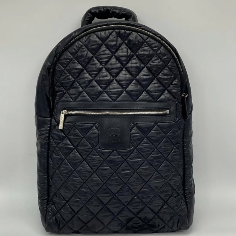 CHANEL 黑銀王菲同款羽絨後背包32*46*13 99新配件保卡-0
