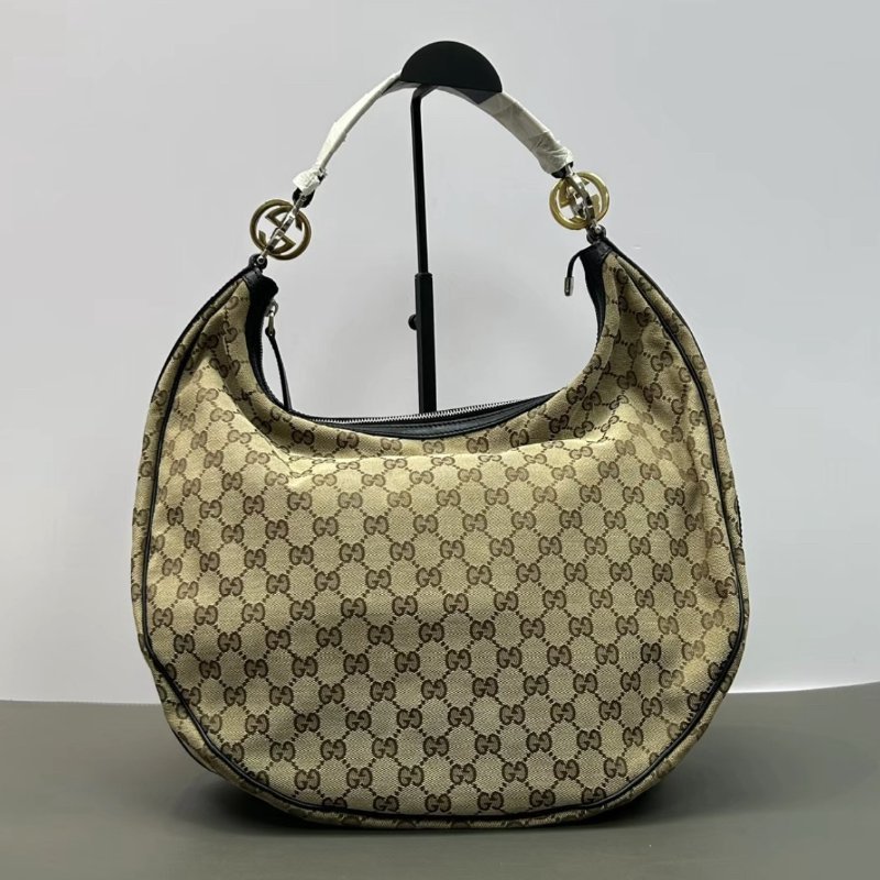 GUCCI 棕色老花雙G肩背腋下月亮包44*36*15 98新-0