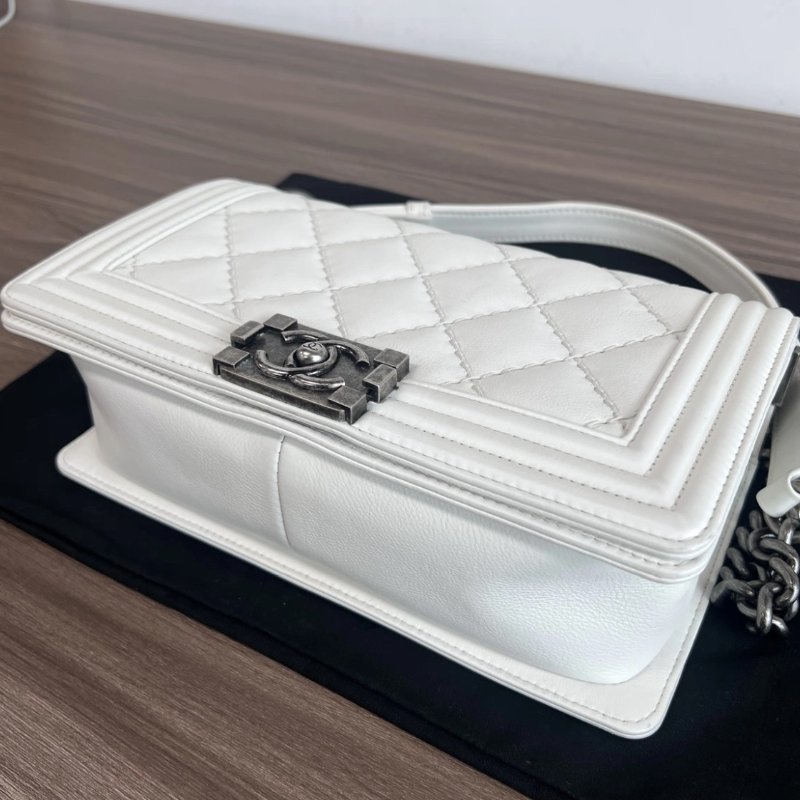 CHANEL leboy白銀中號 25*14*7 98新配件塵袋保卡-2
