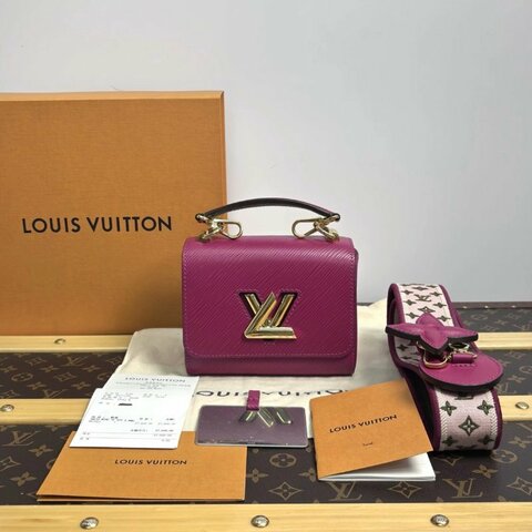 LV 玫紅色twist mini寬肩帶肩背斜背包15.5*12.5*7 98新配件盒子塵袋鏡子