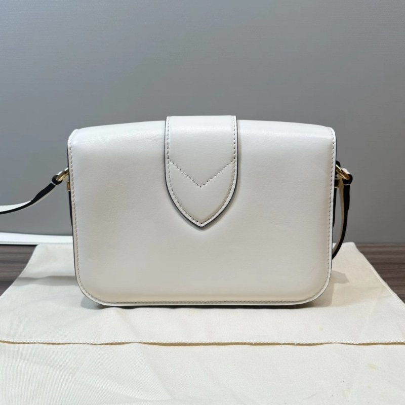 LV 奶白色金扣牛皮 Pont9 芯片款 2.5*14*7 99新配件盒子塵袋-4