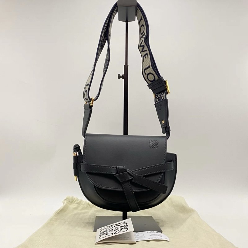LOEWE 黑金gate馬鞍肩背斜背包21*13*9.5 98新配件塵袋-0