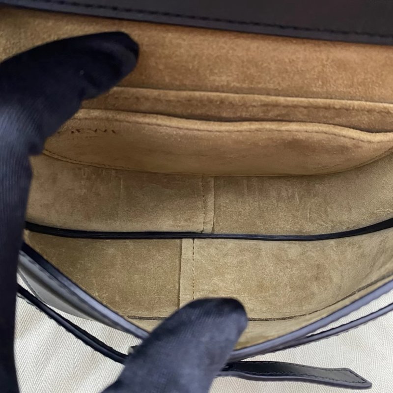 LOEWE 黑金gate馬鞍肩背斜背包21*13*9.5 98新配件塵袋-1