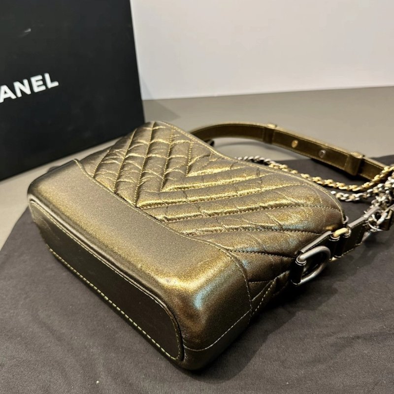 CHANEL 古銅金流浪小號牛皮v紋肩背包20*15*8 98新配件塵袋盒子-2