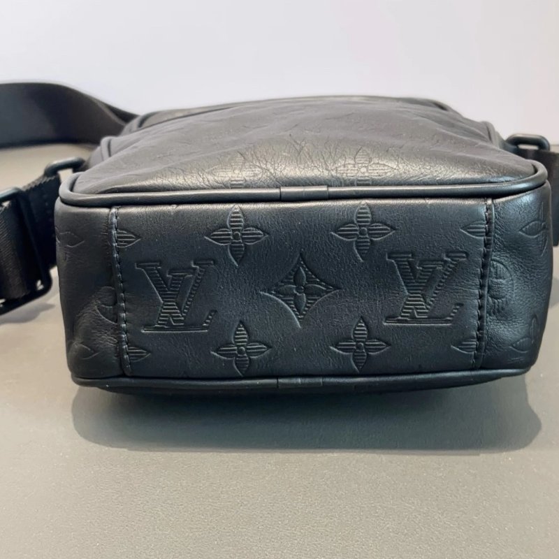✨LV Danube黑色老花郵差包16*22*7 98新配件塵袋-3