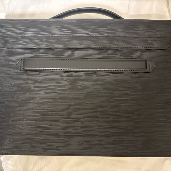 MONTBLANC MEISTERSTÜCK 4810 MEDIUM BRIEFCASE 萬寶龍 4810 系列中型公事包-6