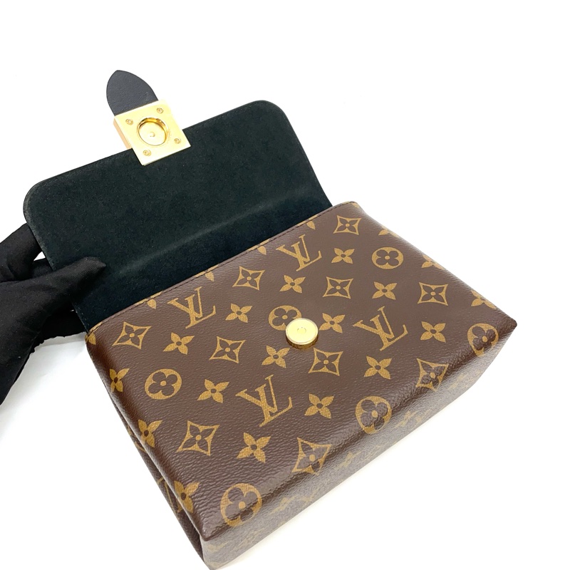 LV 原花拼黑牛皮LockyBB鎖頭手提斜背包 M44141-7