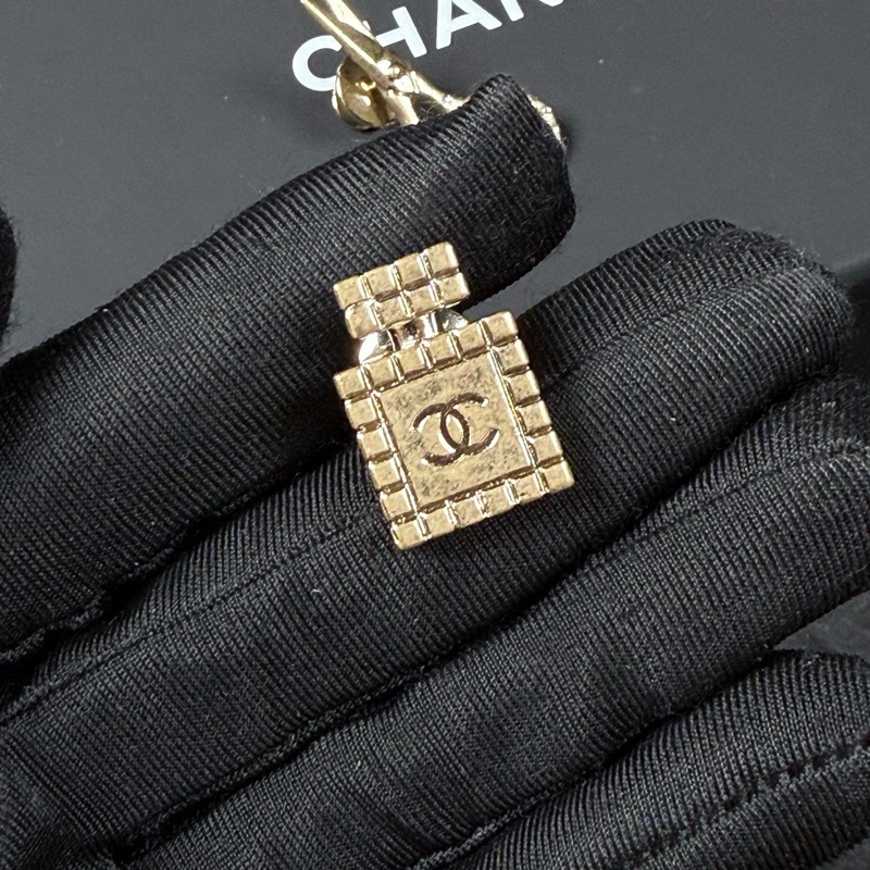 chanel 剪刀 香水 愛心 三件套胸針 21年-2