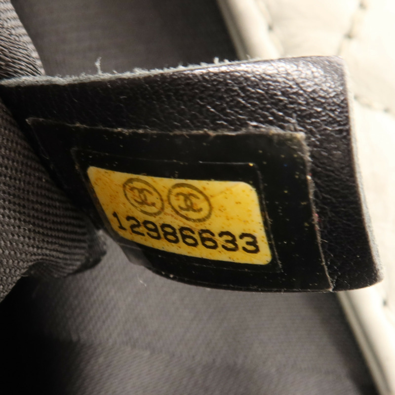 CHANEL 牛皮皮革Chain Shoulder銀扣手挽肩背兩用袋-11