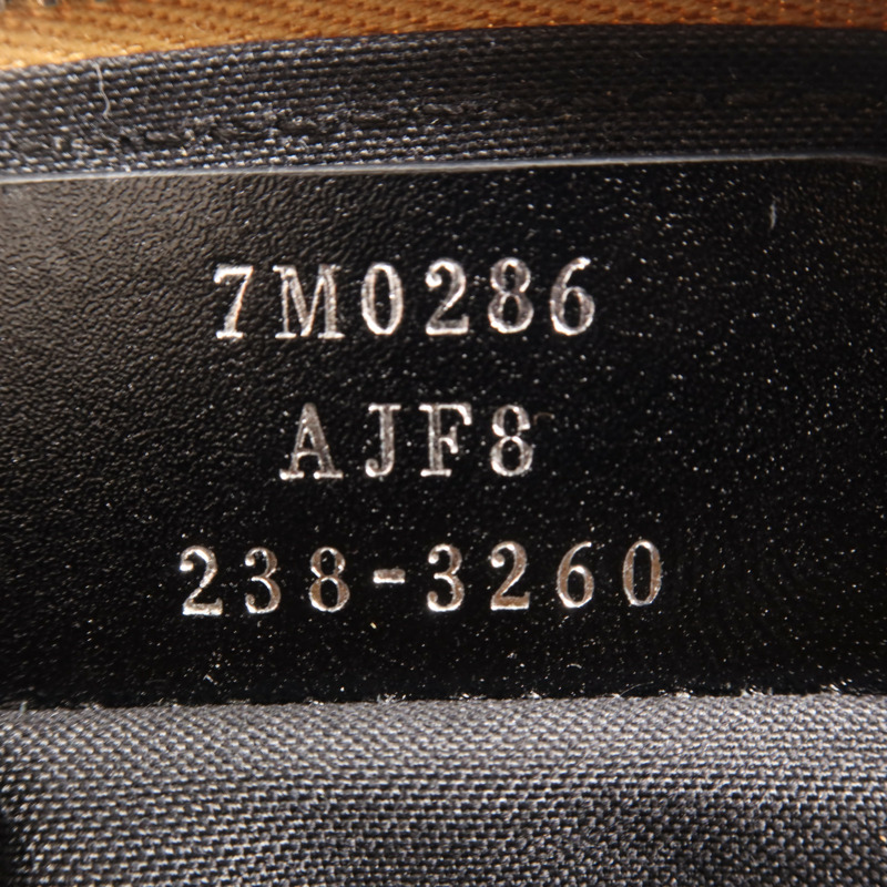 FENDI 塗層帆布/牛皮皮革Shoulder Bag銀扣肩背袋-11