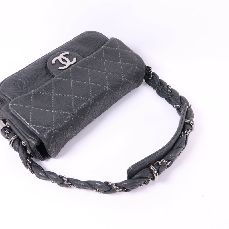 CHANEL 牛皮皮革Co Co Mark Bag銀扣肩背袋-8