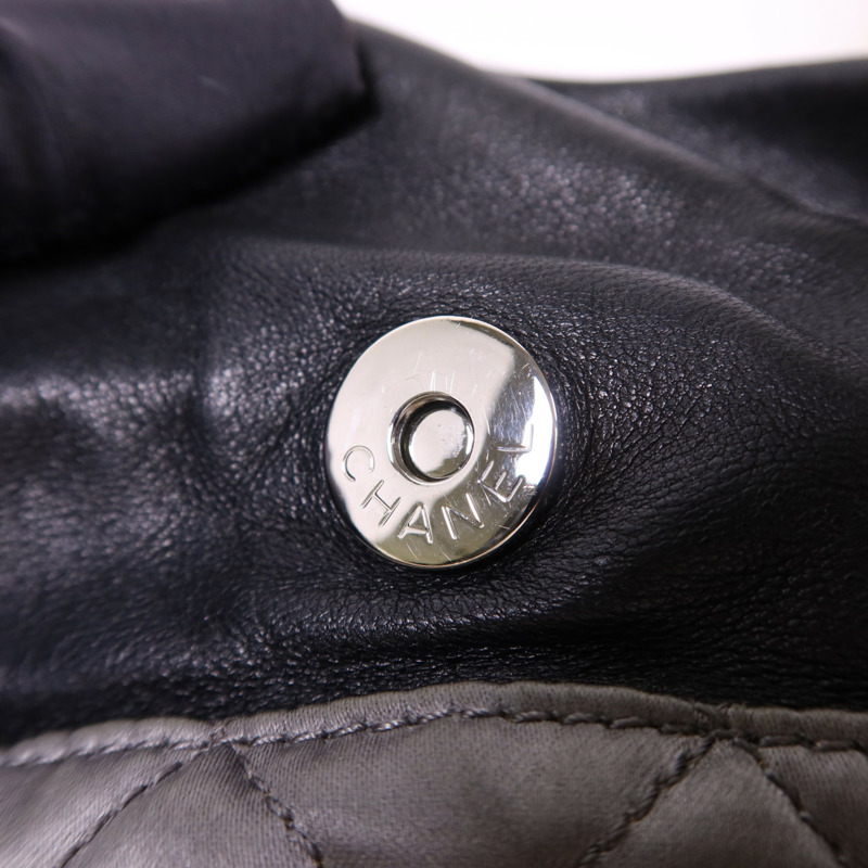 CHANEL 羊皮皮革Chain Shoulder Bag銀扣肩背袋-10