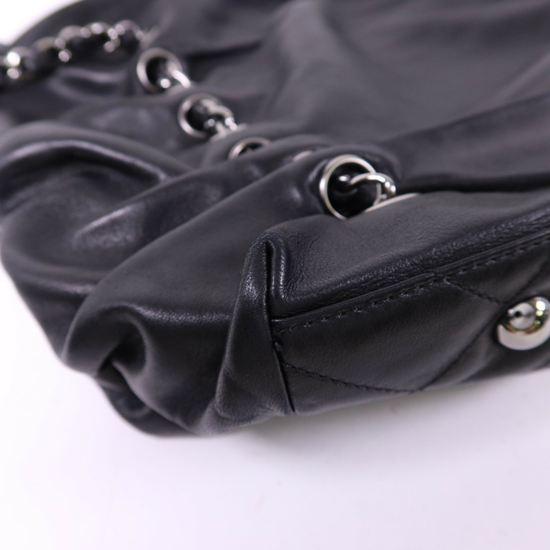 CHANEL 羊皮皮革Chain Shoulder Bag銀扣肩背袋-16