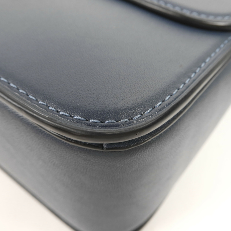 COACH 牛皮皮革Shoulder Bag金扣肩背袋-5