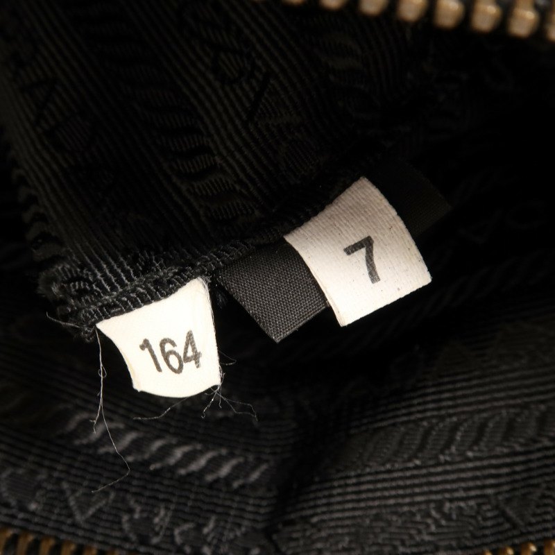 PRADA 尼龍Hand Bag金扣手挽袋-11