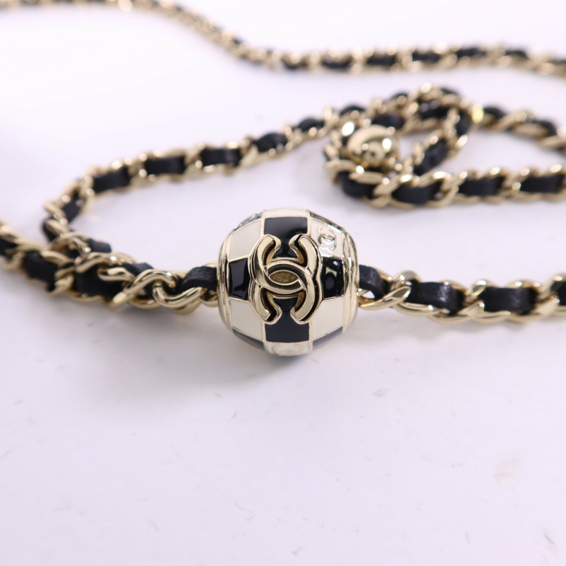 CHANEL 羊皮皮革WOC Wallet On Chain金扣鏈帶肩背袋-12