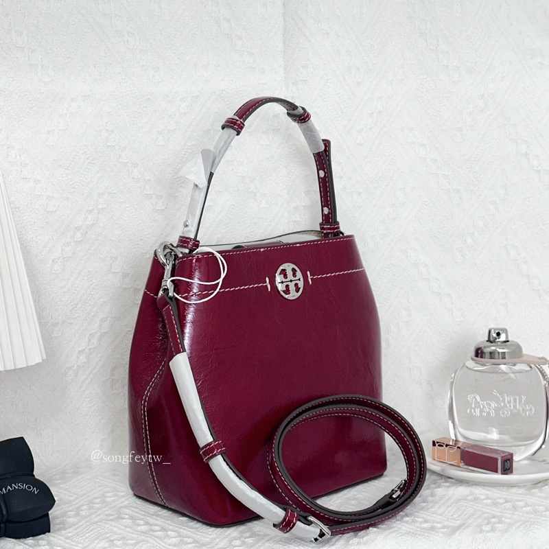 Tory Burch|TB Felix 漆面手提水桶-1