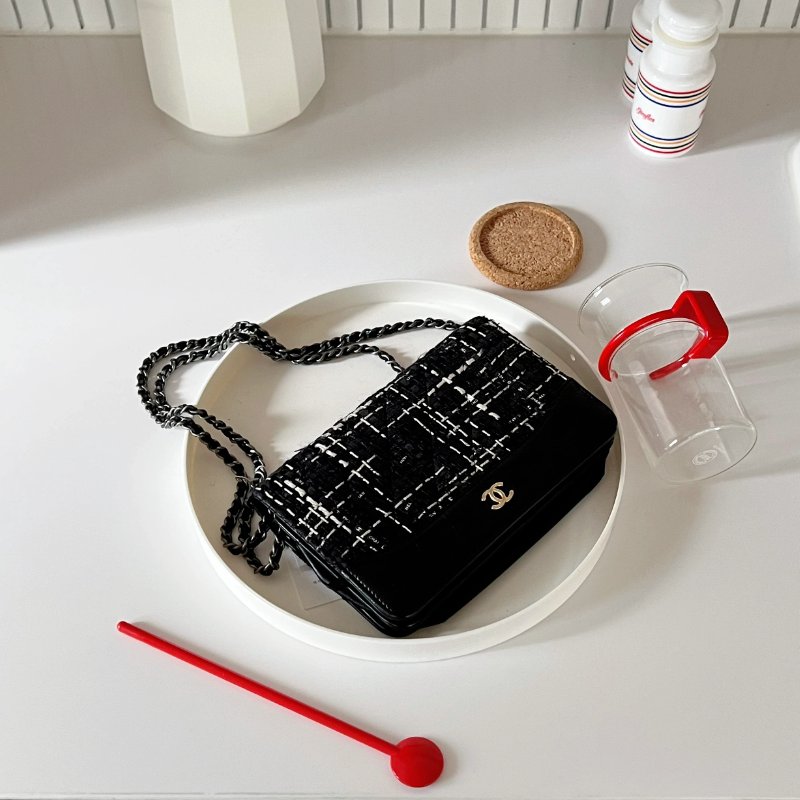 CHANEL 黑色毛呢拼皮woc肩背斜背包19*12*4 98新配件塵袋保卡-0