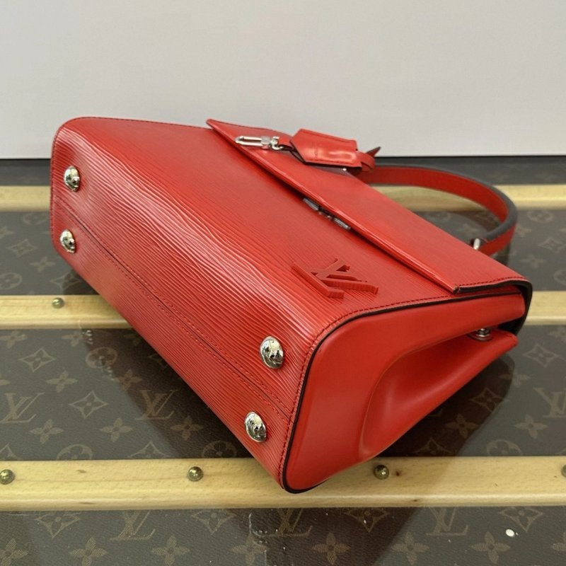 ️LV 紅色cluny 水波紋手提肩背斜背包25.5*19*5.5 98新配件盒子塵袋-2