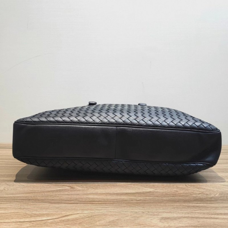 BV 黑色經典編織手提公事包40*27*7 98新配件塵袋-5