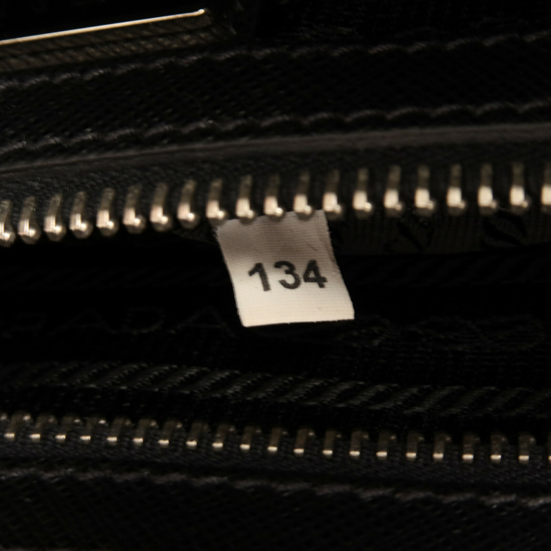 PRADA 牛皮皮革Work Bag銀扣公事包-6