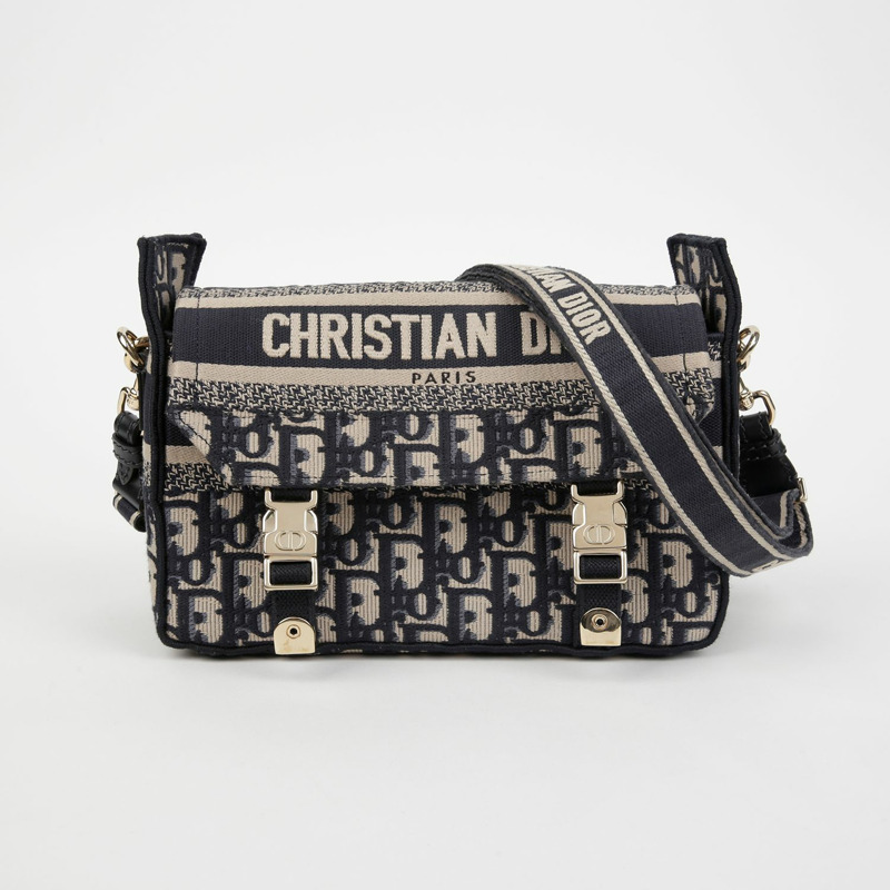 DIOR M1241ORIW 露營小號肩斜背包-1