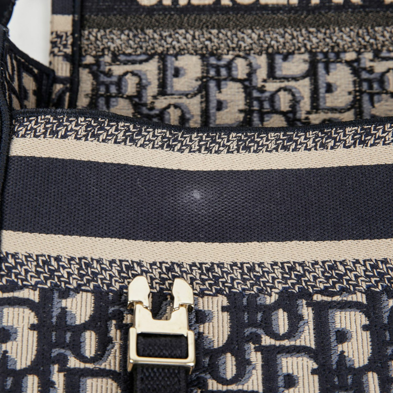 DIOR M1241ORIW 露營小號肩斜背包-7